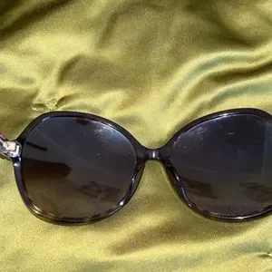 AUTHENTIC GUCCI Acetate Oversized Sunglasses GG3796/F/S Gucci | Accessories | Authentic Gucci Acetate Oversized  main image 3